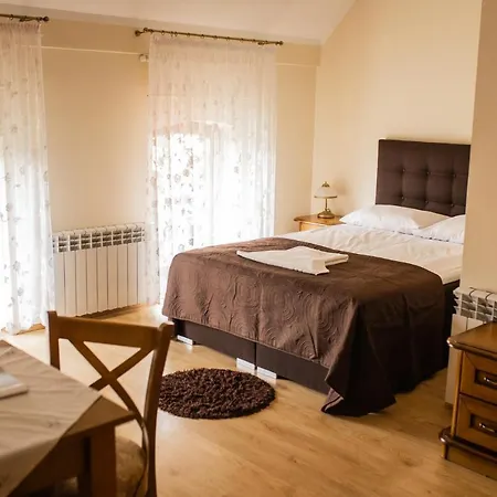 Przedzamcze Hotel 3*