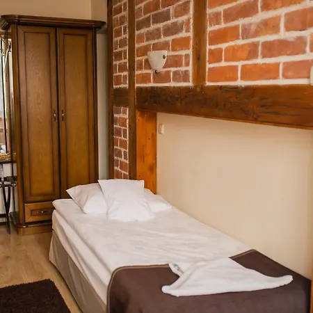 מלון Przedzamcze